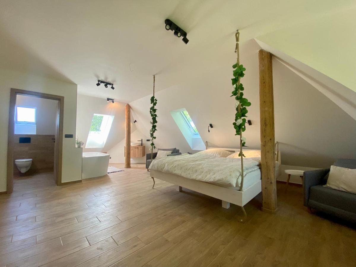 Ruzickuv Dvur Apartment Hranice  Exterior foto